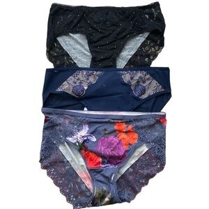 Soma 3 Pairs of Panties Bundle High Leg Hipster Lace Floral Polka Dots Small
